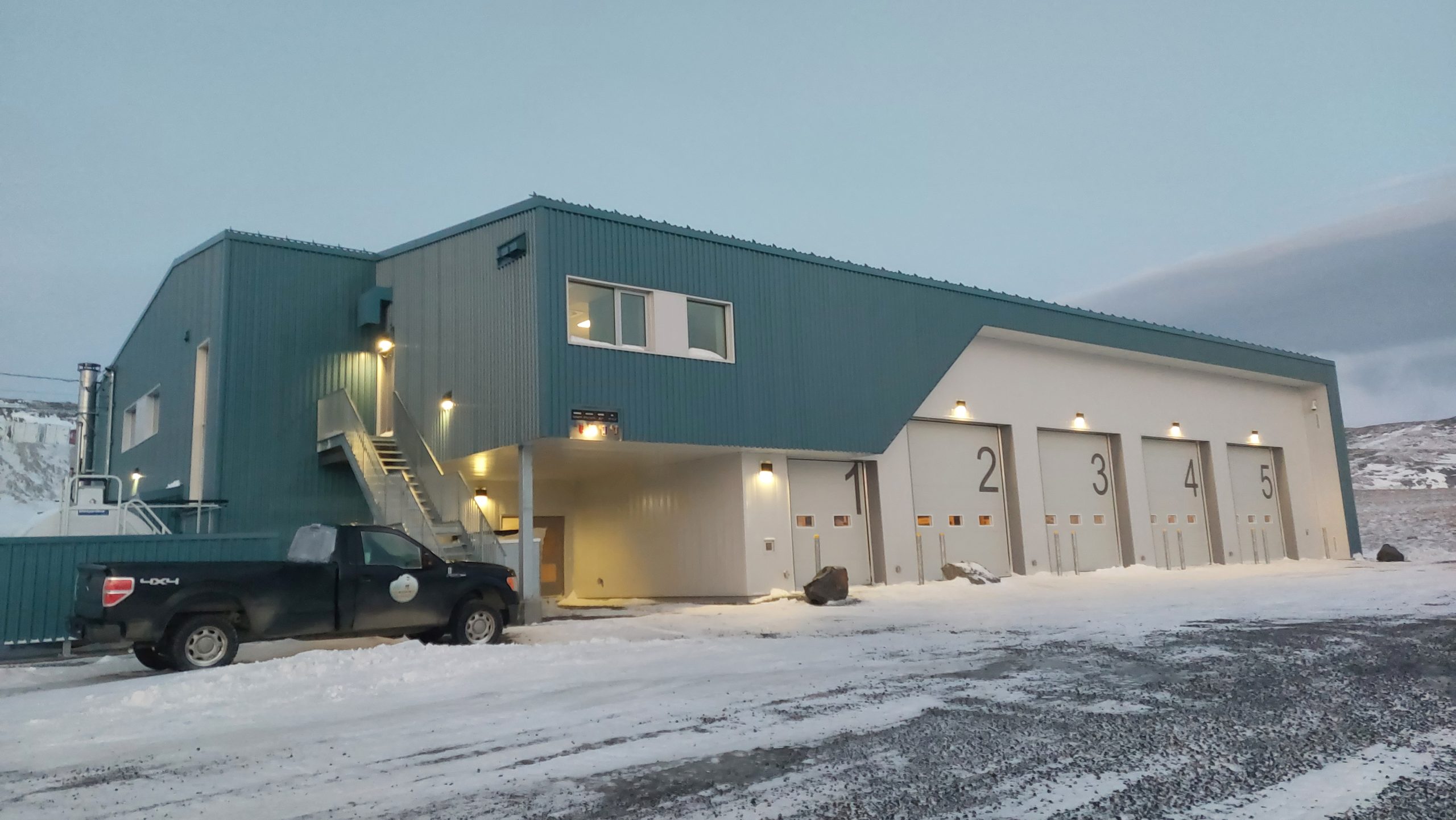 Salluit has a new warehouse! Kativik